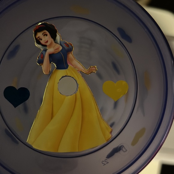 Snow White Starbucks cup - Picture 2 of 6